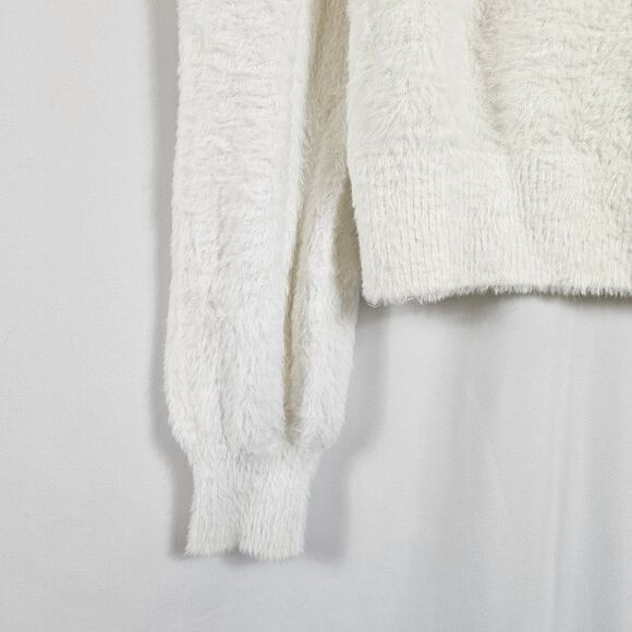 Aritzia Sunday Best Kitten Sweater in White - Size M - Picture 6 of 9